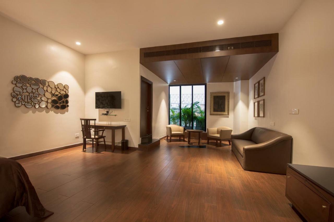 Park Suites Kolkata Bagian luar foto